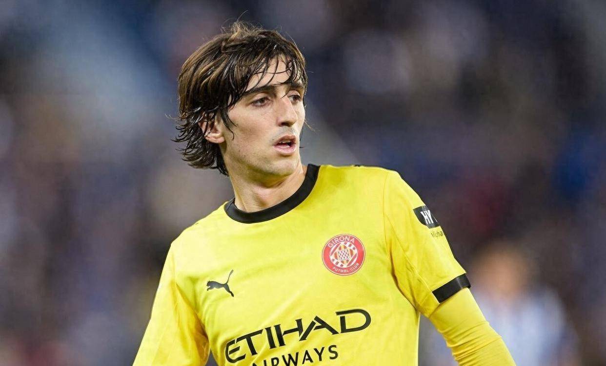 2-2，29岁阿根廷悍将双响炮，率队扳平赫罗纳，连续2轮西甲不败